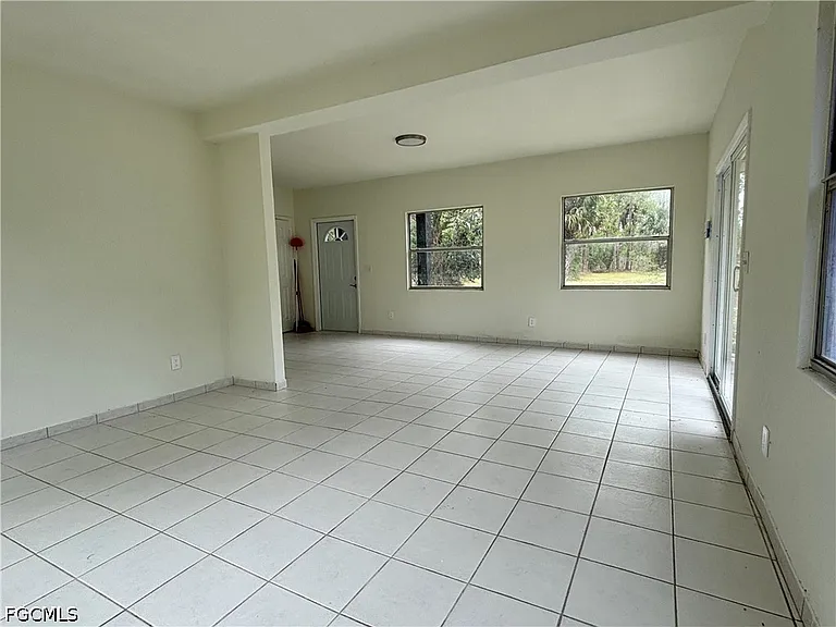 2150 Panama Ave — Photo 7