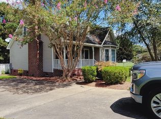 2205 Jane Dr, Greenville, NC 27858