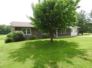 142 Aldred Ln, Galax, VA 24333