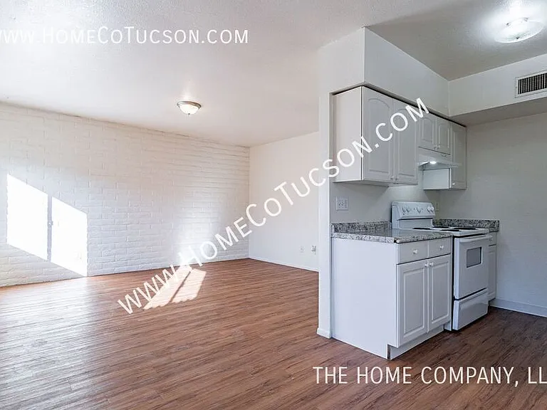 2511 N Fontana Ave — Photo 11