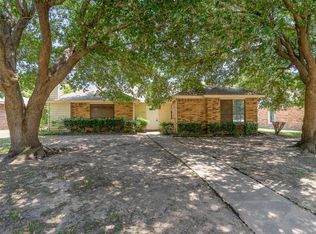 1314 Wisteria Way, Mesquite, TX 75149