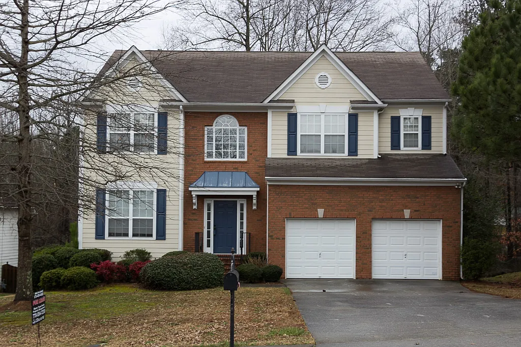 1531 Parkcrest Ln photo 1