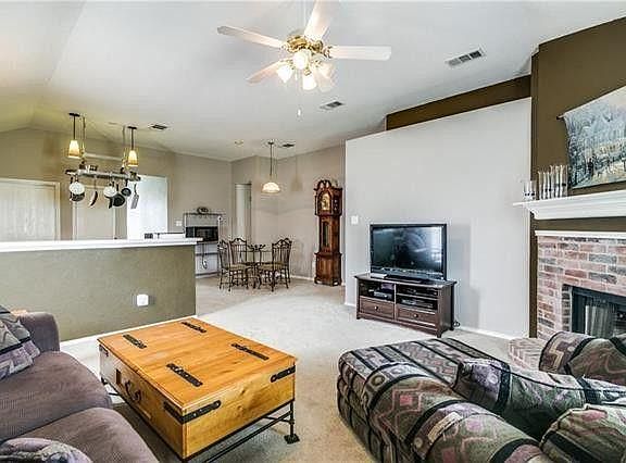 4th image of 808 Mackenzie Dr