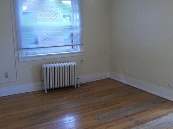 3rd image of 1212 Corona St APT 1