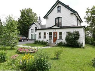 21 High St, Milo, ME 04463