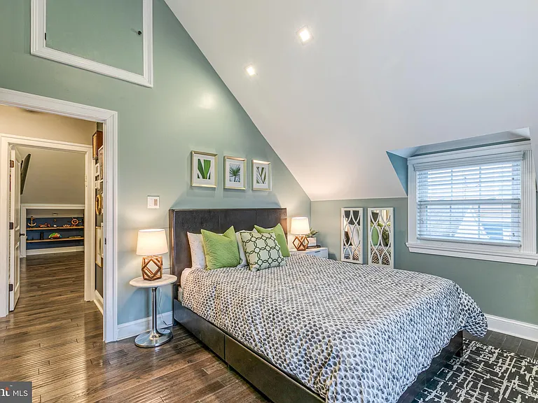 63 Academy Rd — Photo 24