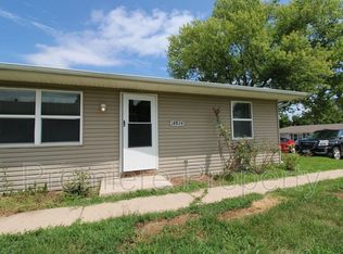 18824 E Wigwam Dr, Independence, MO 64056