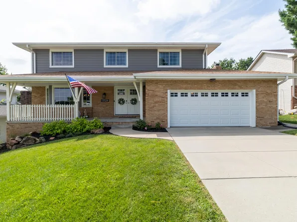 13329 Woolworth Ave, Omaha, NE 68144