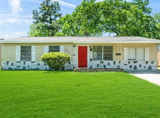 8406 Rockford Dr, Houston, TX 77033