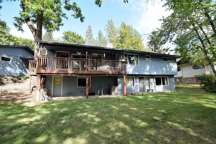 3 bed, 2400 sqft, $3,000 — Photo 2
