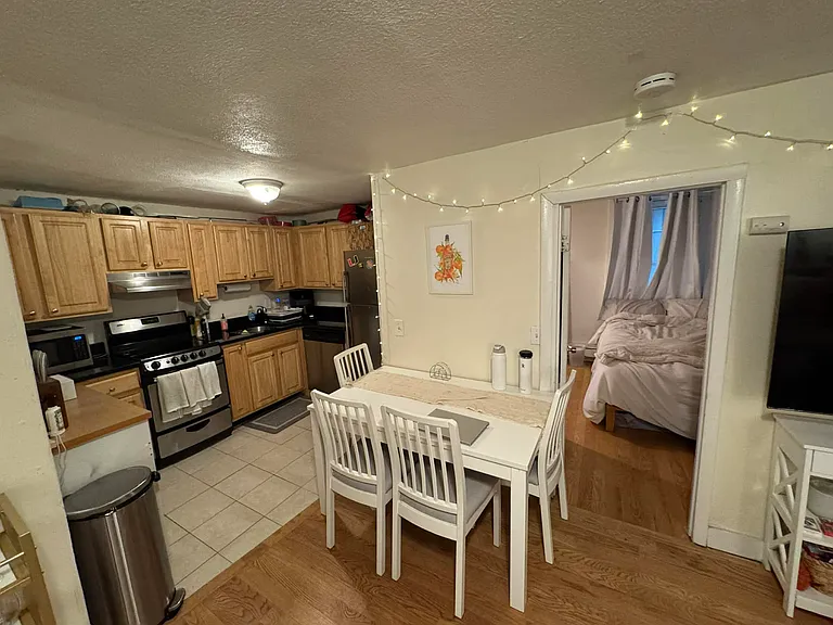 224 Cambridge St #5 — Photo 5