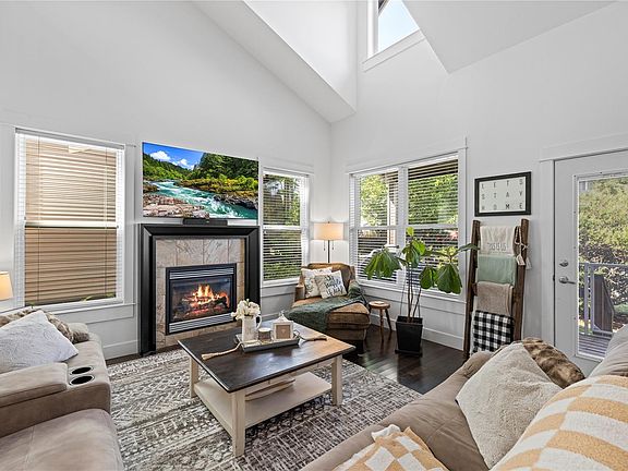 3rd image of 6228 Washington Way
