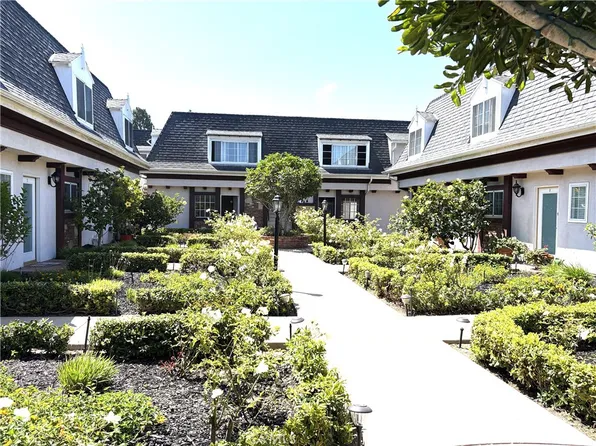 8130 Redlands St APT 10, Playa Del Rey, CA 90293