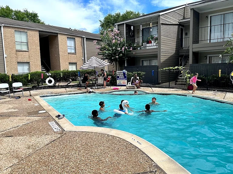 9850 S Kirkwood Rd — Photo 65