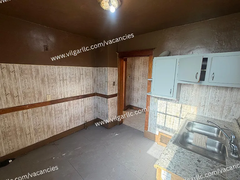 809 Pierce St — Photo 13