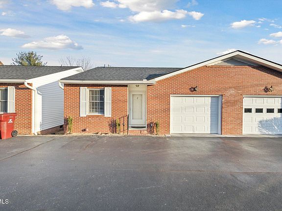 4th image of 2 E Tunbridge Ct