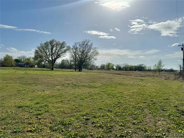 20 Highway, Claremore, OK 74019