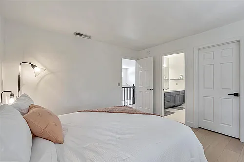 133 Madrid Way Photo 1