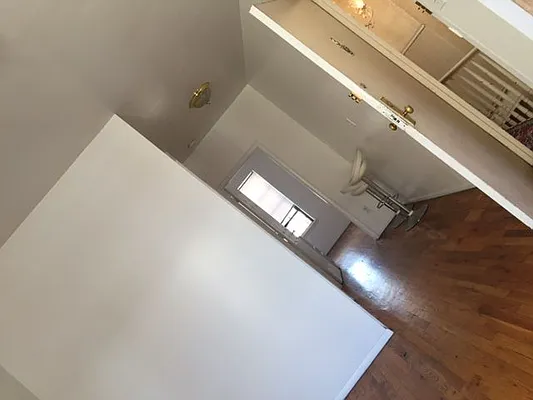 Rented by G2 Realty Group LLC | media 17