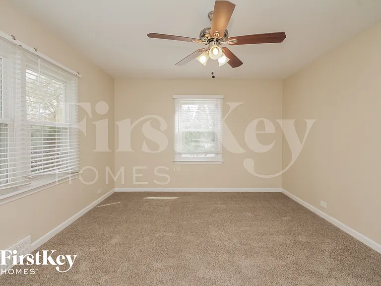 1802 Evergreen Rd — Photo 9