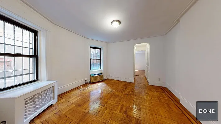 Rented by Bond New York | media 20