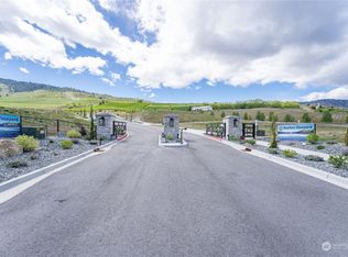 54 Loretta Ln, Chelan, WA 98816