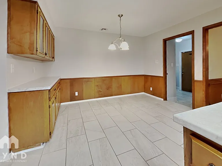 15710 Fern Ridge St — Photo 8