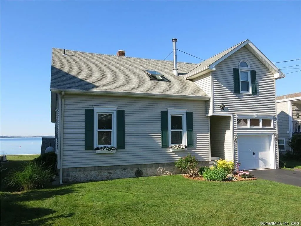87 Noble Ave — Photo 2