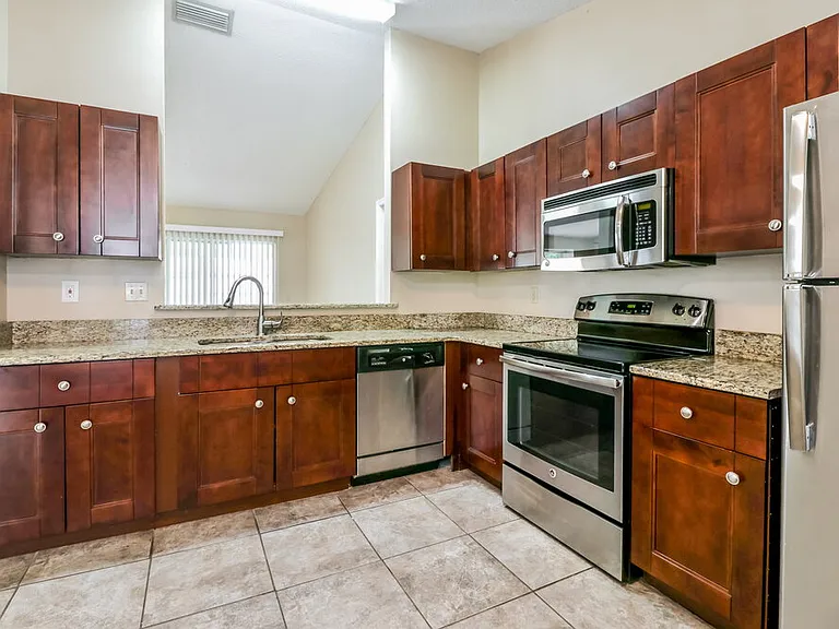 8537 Berkley Dr — Photo 5