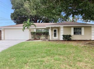 3304 York Dr W, Bradenton, FL 34205