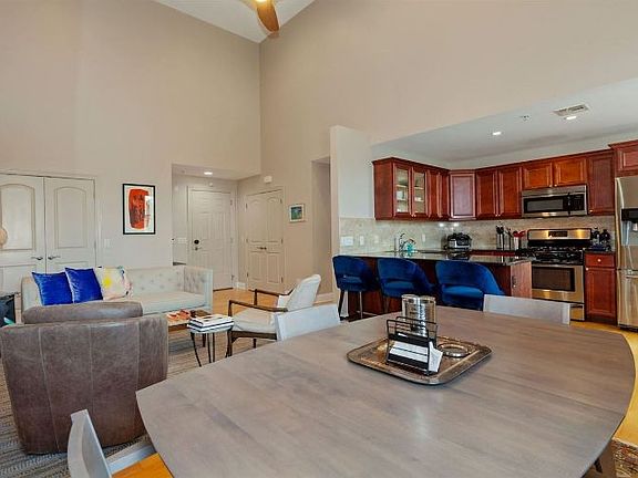 4th image of 769 Montgomery St APT 404X