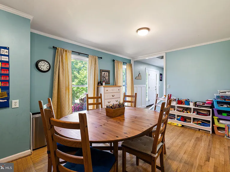 4301 Mountain View Dr — Photo 8