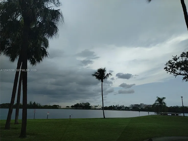 15509 Miami Lakeway N #102 — Photo 3