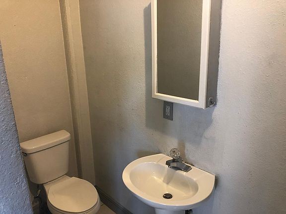 3rd image of 530 E Oakey Blvd APT 103
