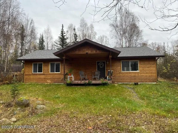 9701 N Palmer Fishhook Rd, Palmer, AK 99645