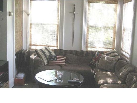 4th image of 865 Corinthian Ave