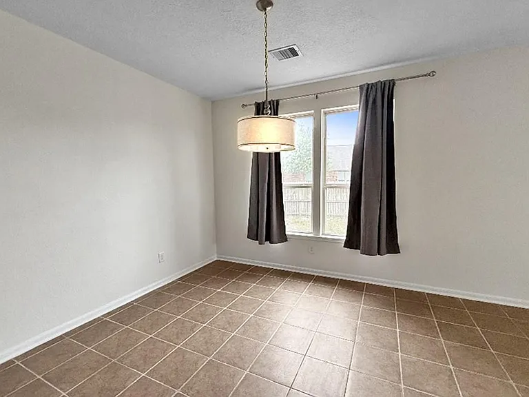 6503 Bayliss Valley Ln — Photo 14