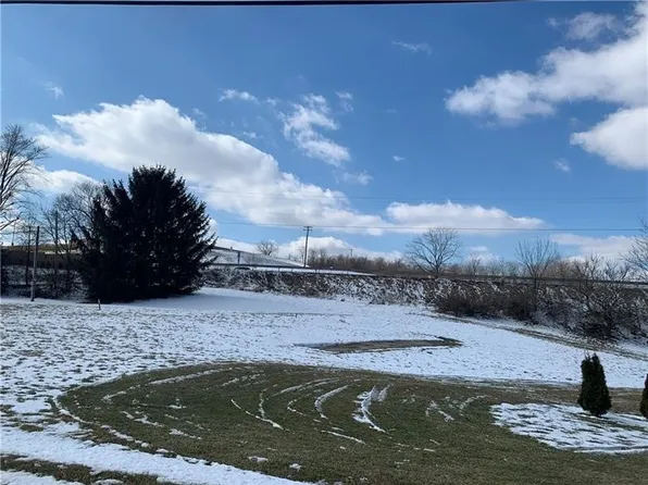 290 Freeport St, Delmont, PA 15626