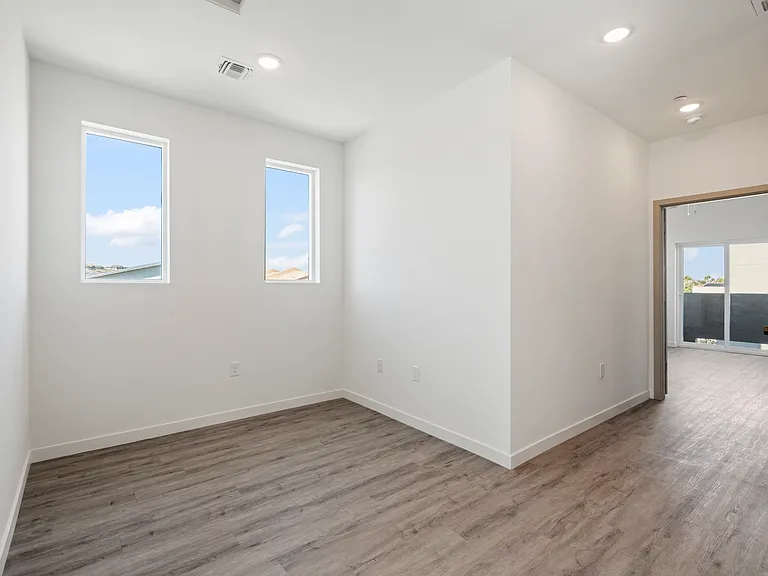 Agave Townhomes — Photo 95