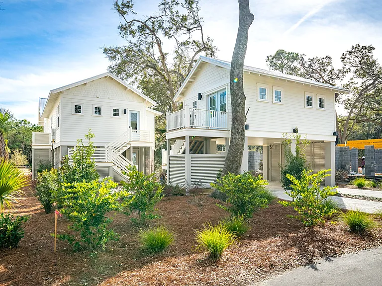8308 Jack Island Dr — Photo 36