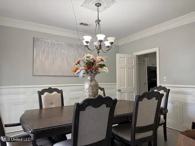 6231 Waterford Dr — Photo 3
