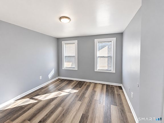 4th image of 357 Pearl Street