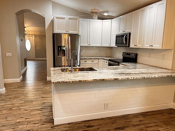 3rd image of 12832 Havenridge Cir