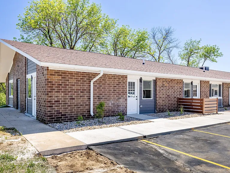 Woodland Hills Townhomes Comfortable & Convenient Living in Sioux City! — Photo 27