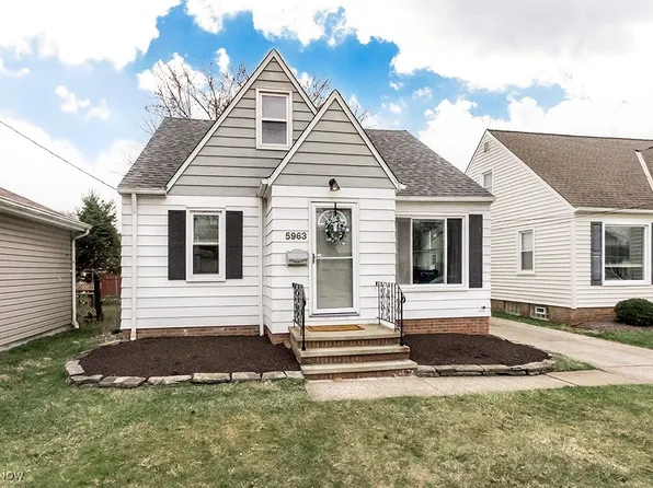 5963 Maplewood Rd, Mayfield Heights, OH 44124