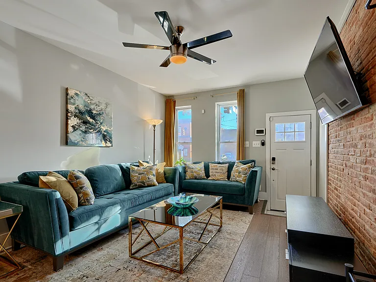 1440 E Fort Ave — Photo 3