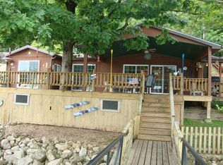 2965 Great Lake View Dr, Gravois Mills, MO 65037