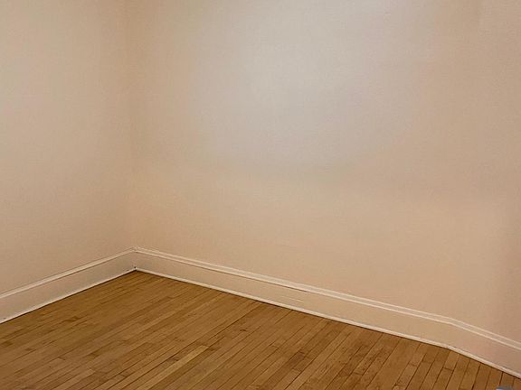 3rd image of 2200 W Vine St #1