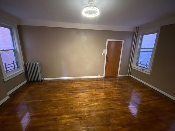 2nd image of 812 E 233rd St Floor 1
