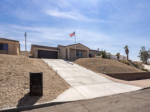 4th image of 2516 Clarke Dr